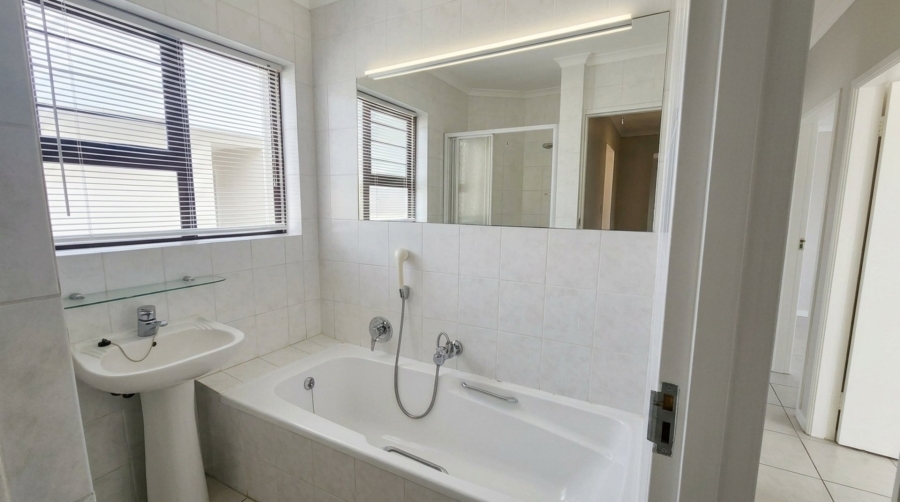 3 Bedroom Property for Sale in Briza Western Cape